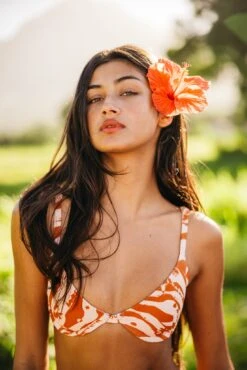 Claire Top - Tunnels -VitaMode Store 240118 kauai 2591