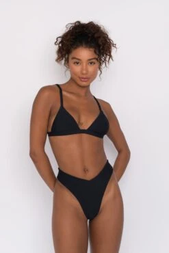 Iggy Bottom - Black 18 Iggy Bottom - Black -VitaMode Store DSC 9039 Edit