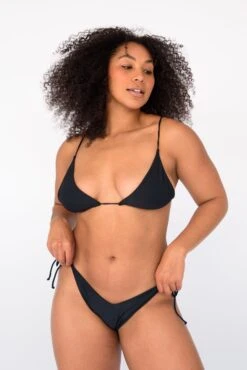 Ella Top - Black -VitaMode Store SKATIE BlackRe stockCURVE 125 69ce9b42 da90 4bf6 ad9a 3eda68a0c188