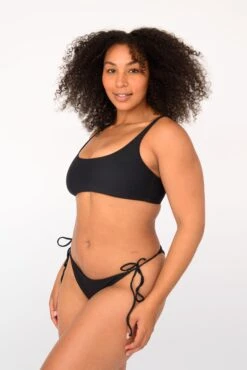 Mya Top - Black -VitaMode Store SKATIE BlackRe stockCURVE 187 968f55c2 2c1a 41e2 82bb 6171420970a3