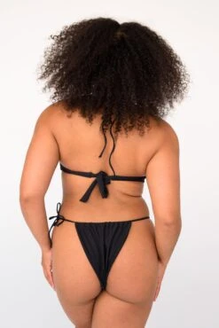 Cher Top - Black -VitaMode Store SKATIE BlackRe stockCURVE 213