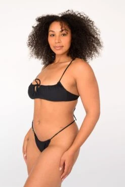 Demi Top - Black -VitaMode Store SKATIE BlackRe stockCURVE 225 5d31e0d6 0f12 4abd 919d bb03315fa9a2