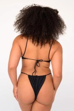 Demi Top - Black -VitaMode Store SKATIE BlackRe stockCURVE 227 c8489b6d 30d7 46a5 8b1c 86052543648c