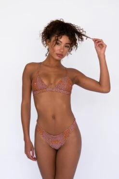 Kourtney Top - Bonita -VitaMode Store SKATIE Bonita 10 ff0a04f6 a33f 4d13 8add 54dd787d99a3