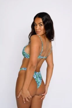 Sarah Top - Cardiff -VitaMode Store SKATIE Cardiff 29 pp