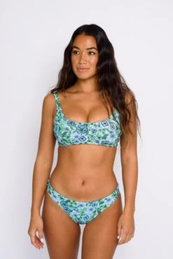 Cheryl Bottom - Cardiff -VitaMode Store SKATIE Cardiff 32 pp Edit