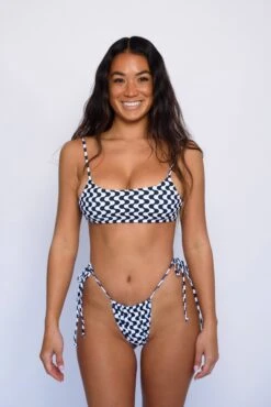 Kristen Bottom - Dogtown -VitaMode Store SKATIE Dogtown 16 pp Edit d00fba13 4d5e 43b9 b8f7 a5195e38e048