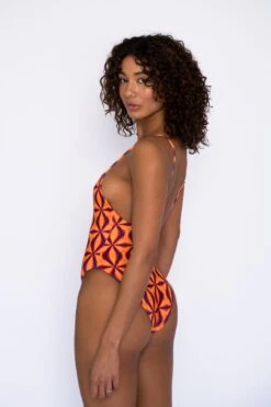 Resa One Piece - Lava -VitaMode Store SKATIE Lava 56