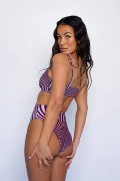 Mya Top - Santa Cruz -VitaMode Store SKATIE SantaCruz 37 pp