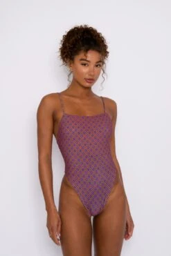 Resa One Piece - Sol 11 Resa One Piece - Sol -VitaMode Store SKATIE Sol 43