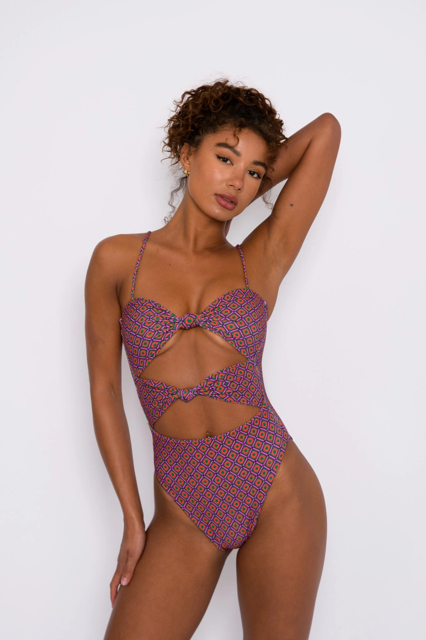 Lisa One Piece - Sol 6 Lisa One Piece - Sol - Image 6