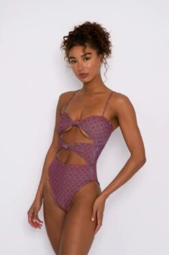 Lisa One Piece - Sol 8 Lisa One Piece - Sol -VitaMode Store SKATIE Sol 49