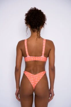 Suzanne Bottom - Tropicana -VitaMode Store SKATIE Tropicana 28 1c91d6c4 ad58 4383 8994 41952f78fb10