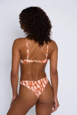 Claire Top - Tunnels -VitaMode Store SKATIE Tunnels 29 Edit