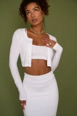 Basic Tank - White -VitaMode Store SKATIE White 150 Edit f77b01a1 c6fc 4928 9e66 d52baedb1919