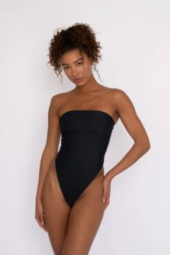 Amy One Piece - Black -VitaMode Store SKATIE black 16