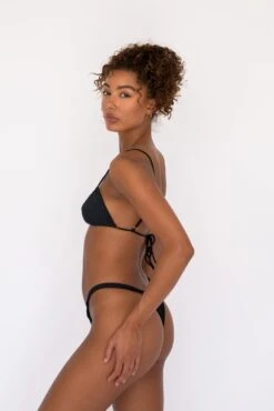 Kahea Top - Black 11 Kahea Top - Black -VitaMode Store SKATIE black 164 5b681bdd 6910 43e8 bb53 44dbd0d4396f