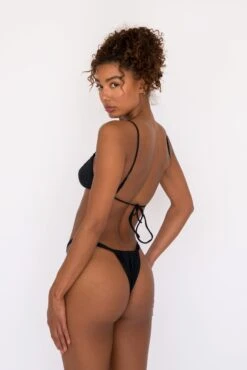 Kahea Top - Black 13 Kahea Top - Black -VitaMode Store SKATIE black 166 055a5cee 7b56 4579 926a 9671bbf84703