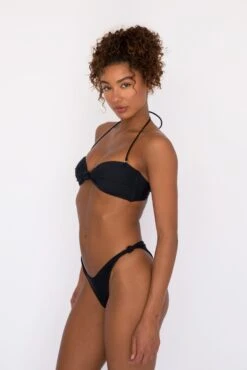 Lyndi Top - Black -VitaMode Store SKATIE black 185