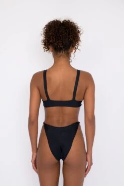 Penny Top - Black -VitaMode Store SKATIE black 292 34718abd ec54 4fda 83a8 5c2a87a4fa85