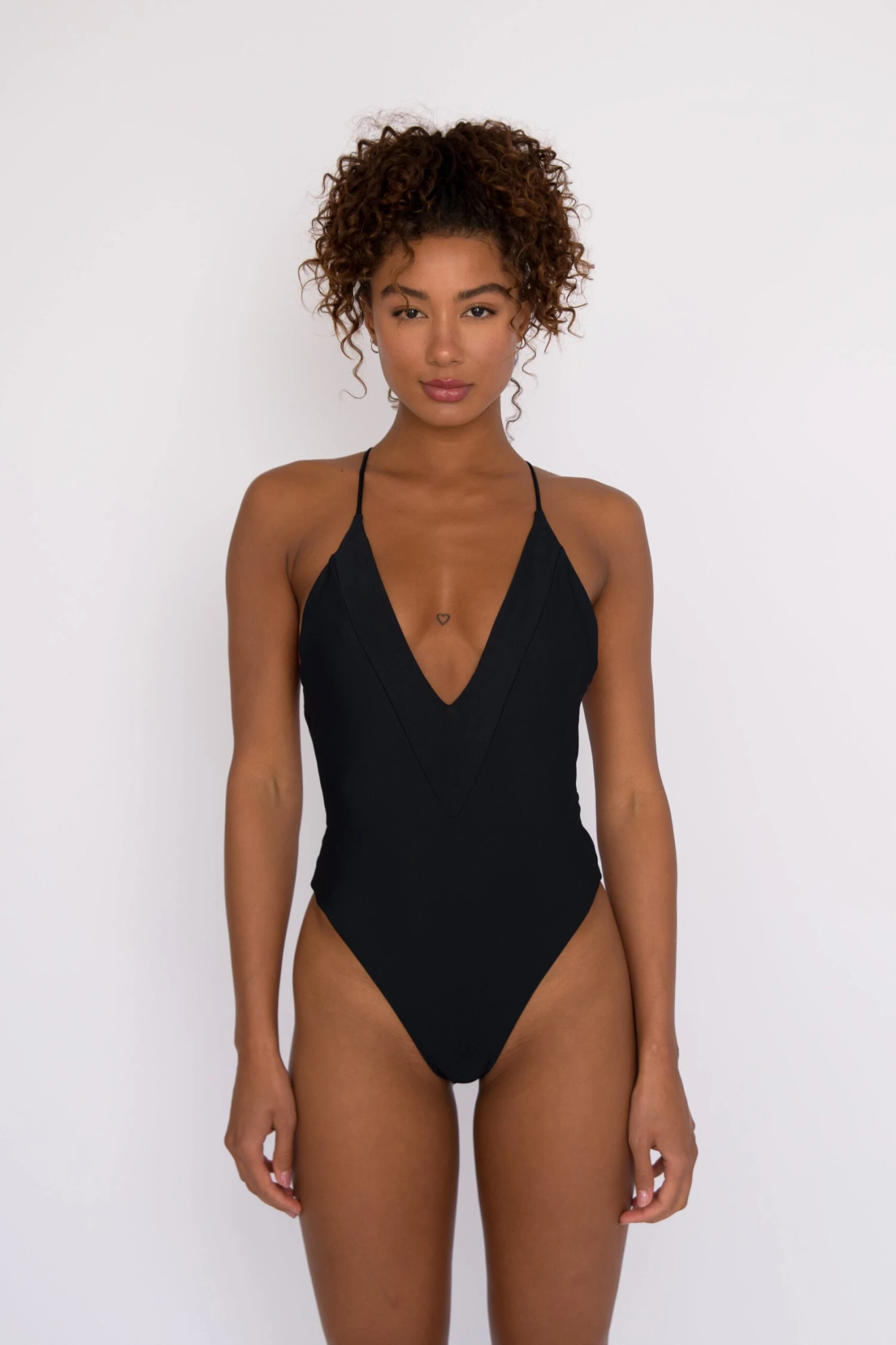 Susan One Piece - Black 1 Susan One Piece - Black