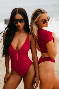 Carmen One Piece - July -VitaMode Store SkatieE comm 1 0c240166 65bb 4f3c 92e0 3f1a244a4764