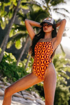 Resa One Piece - Lava -VitaMode Store SkatieE comm 1 1e4f2e0c 4633 4d9b ad38 54373f62dc1a