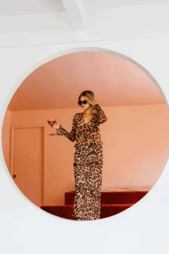 Juliette Skirt - Royale -VitaMode Store SkatieE comm 2 ee23738c c868 4207 b4e6 4afdc6d1acdc