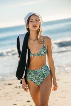 Gisele Top - Cardiff 19 Gisele Top - Cardiff -VitaMode Store edited 240112 skatie 3428copy 2