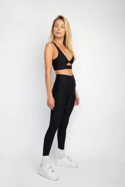Cece Legging - Black -VitaMode Store sttropez 48 0ee8a567 3e9f 44f6 af9d 0700ec9b7a7f